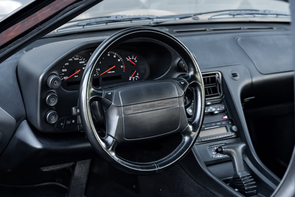 Porsche 928 GTS