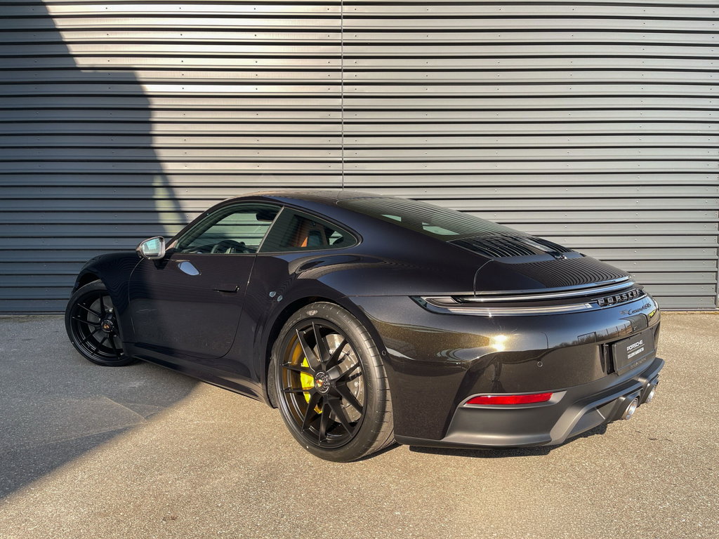 Porsche 992.2 Carrera 4 GTS