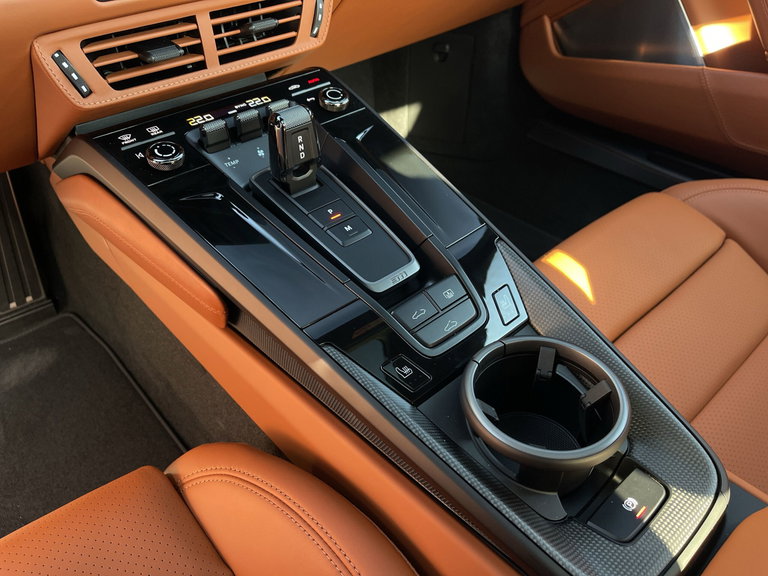 Porsche 992.2 Carrera 4 GTS