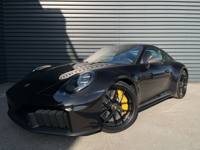 Porsche 992.2 Carrera 4 GTS