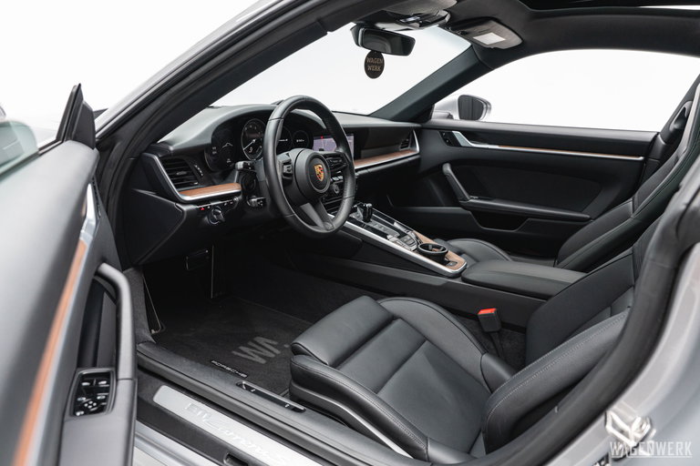 Porsche 992 Carrera S