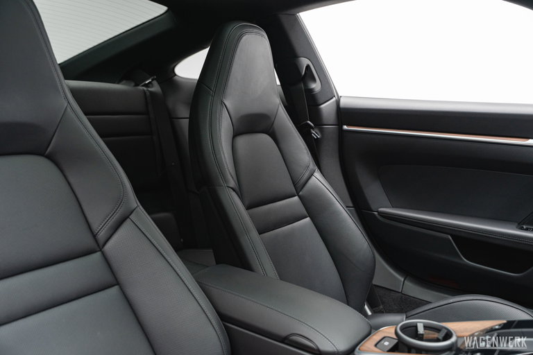 Porsche 992 Carrera S