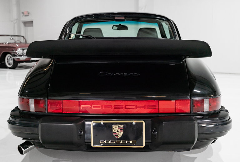 Porsche 911 Carrera 3.2 “25 Jahre 911”