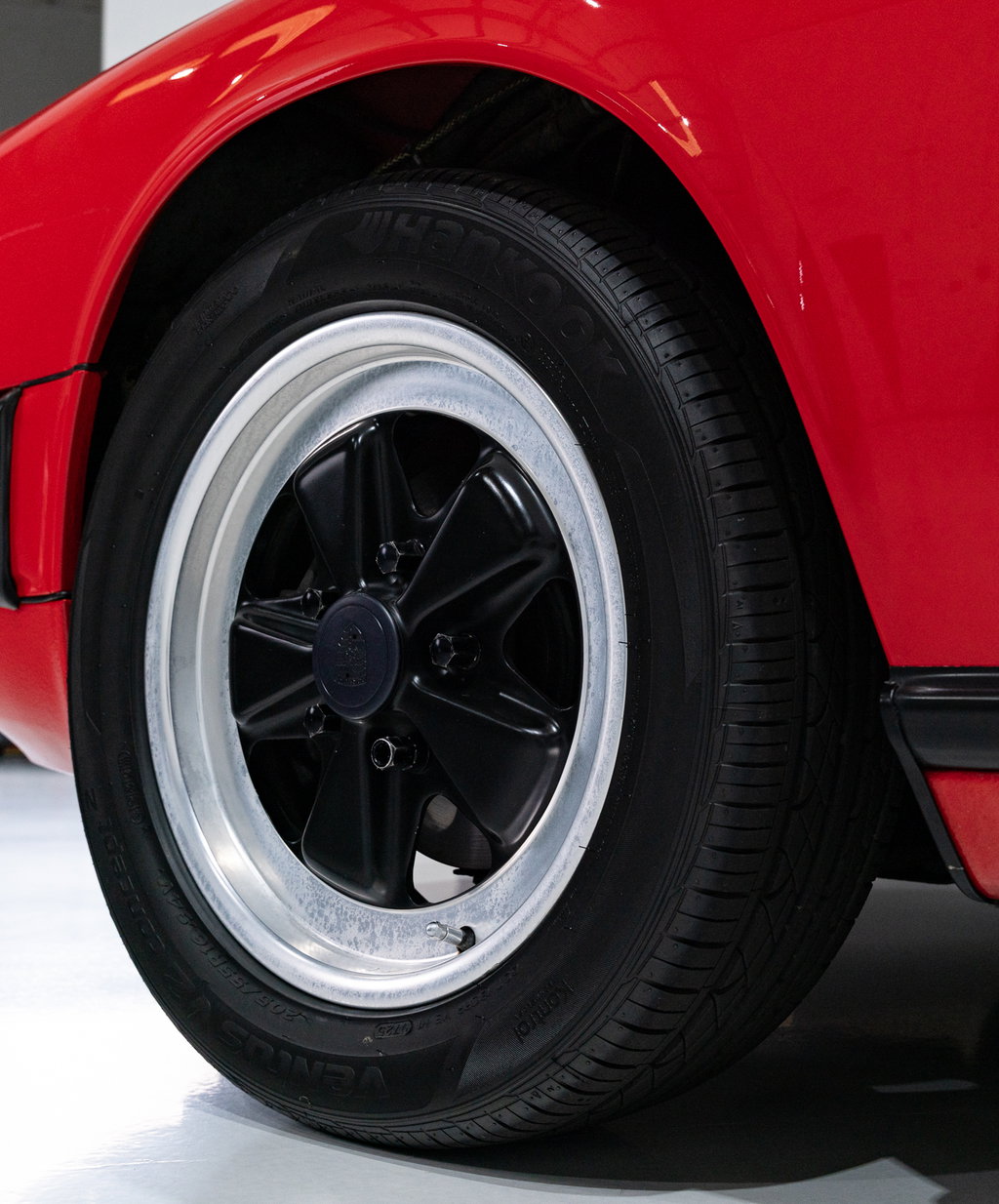 Porsche 911 Carrera 3.2 (US)