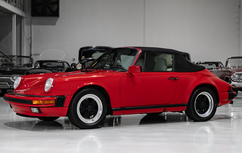 Porsche 911 Carrera 3.2 (US)