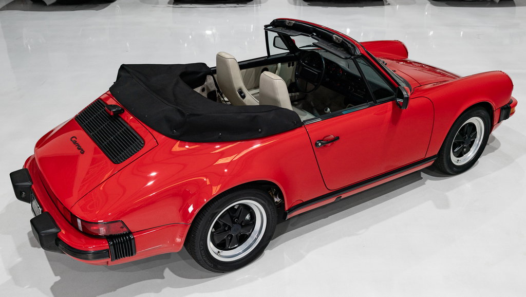 Porsche 911 Carrera 3.2 (US)