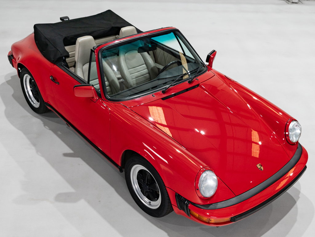 Porsche 911 Carrera 3.2 (US)