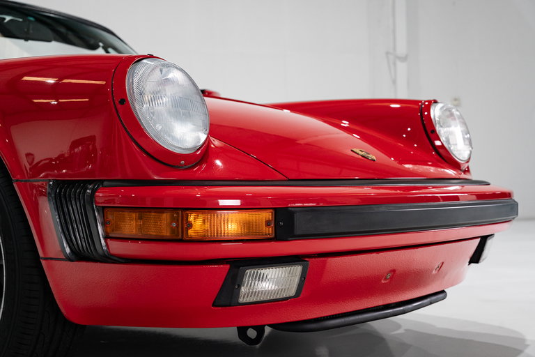 Porsche 911 Carrera 3.2 (US)
