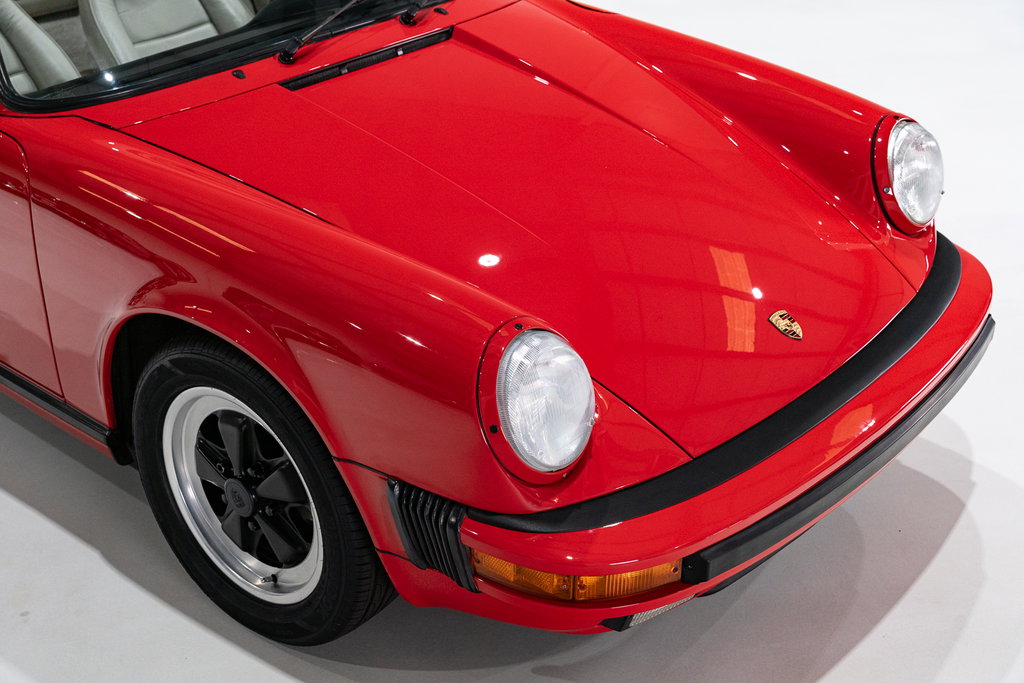 Porsche 911 Carrera 3.2 (US)