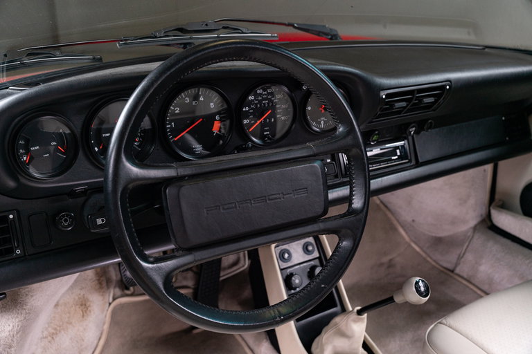 Porsche 911 Carrera 3.2 (US)