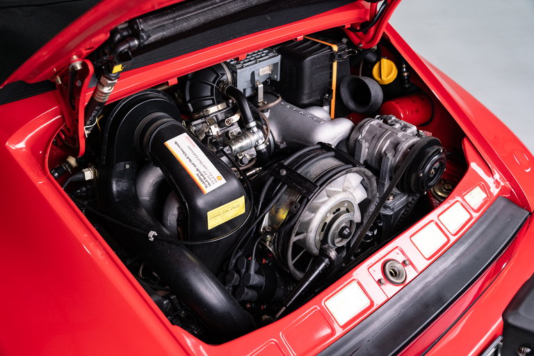 Porsche 911 Carrera 3.2 (US)