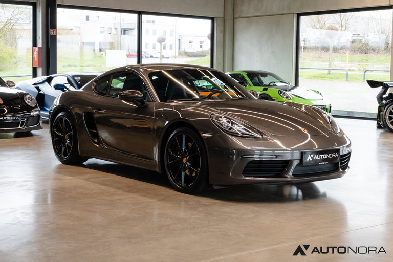 Porsche 718 Cayman
