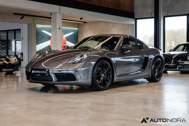 Porsche 718 Cayman