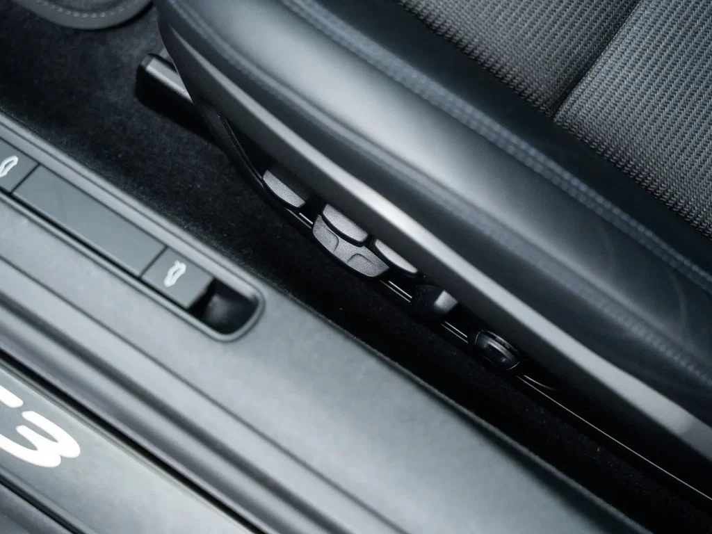 Porsche 992 GT3 Touring