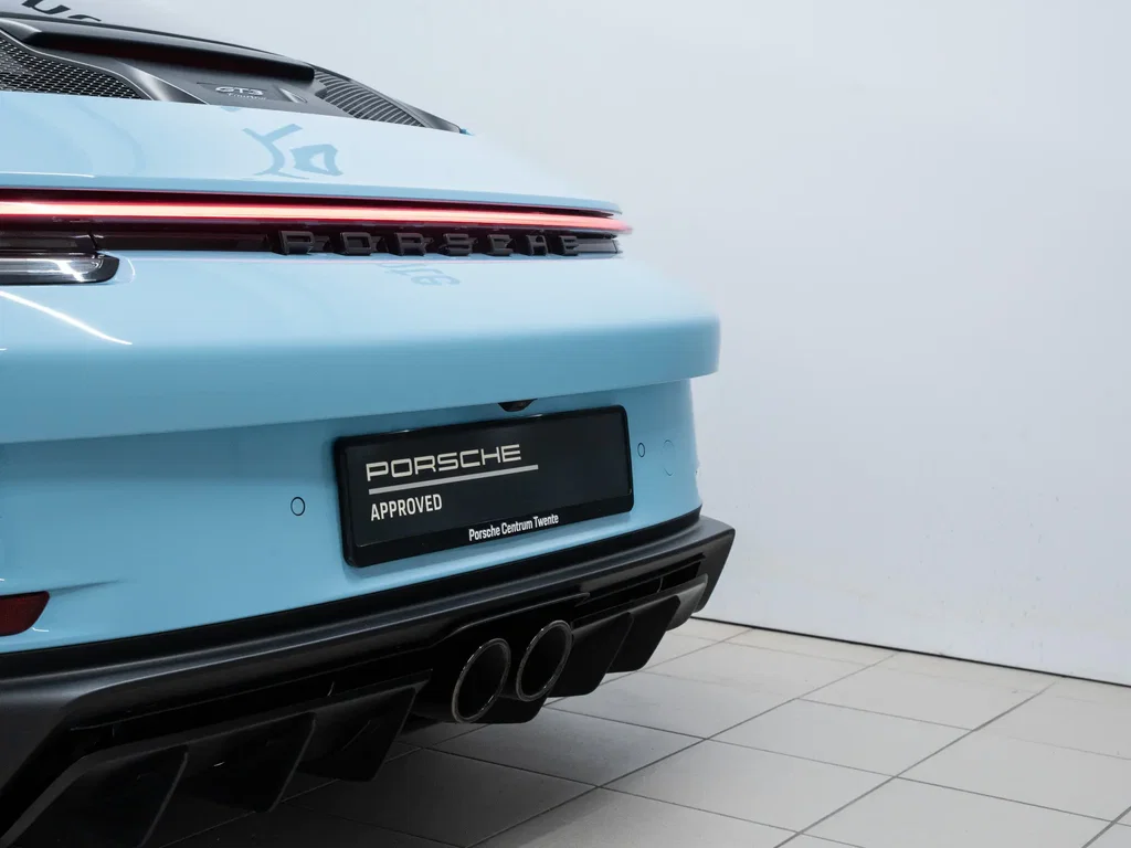 Porsche 992 GT3 Touring