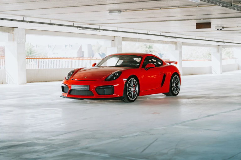 Porsche 981 Cayman GT4