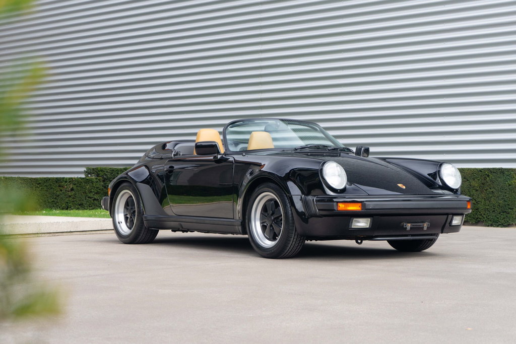 Porsche 911 Carrera 3.2 Speedster (US)