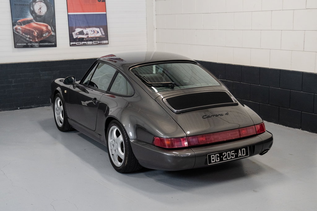 Porsche 964 Carrera 4