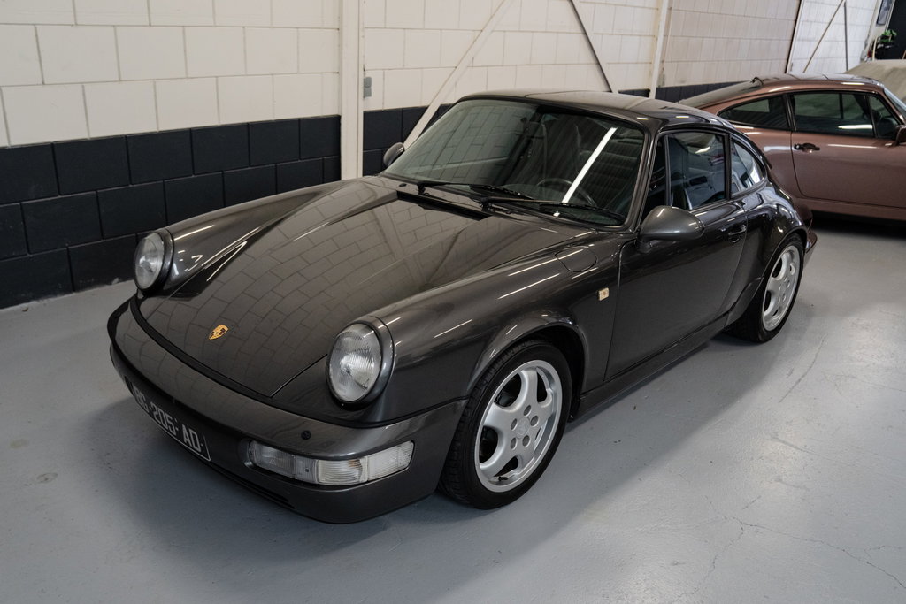 Porsche 964 Carrera 4