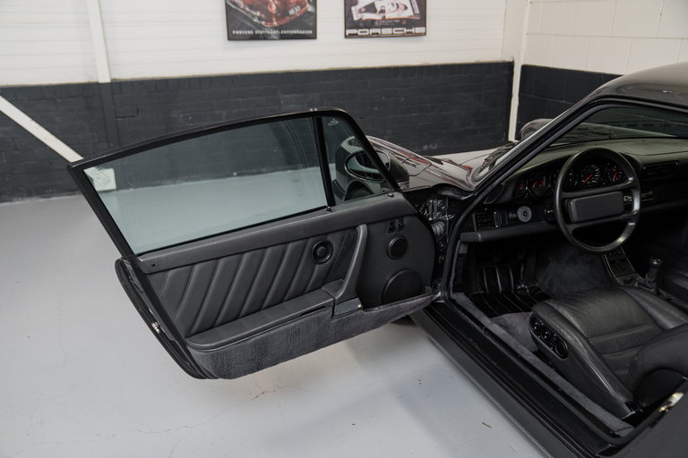 Porsche 964 Carrera 4