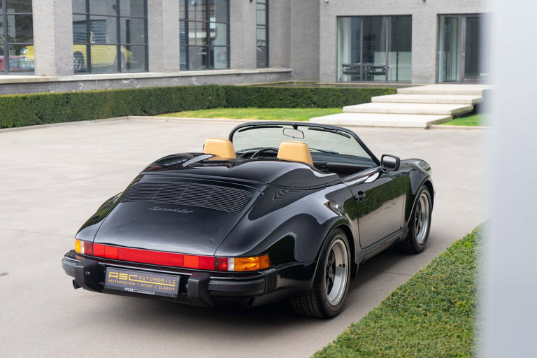 Porsche 911 Carrera 3.2 Speedster (US)