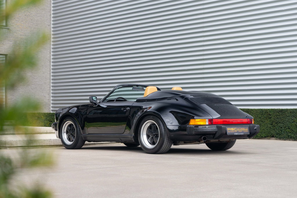 Porsche 911 Carrera 3.2 Speedster (US)