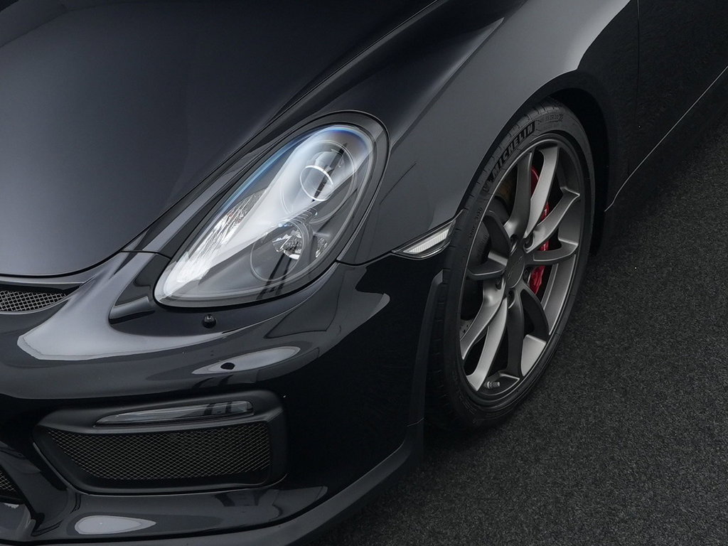 Porsche 981 Cayman GT4