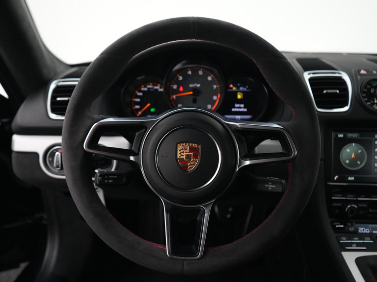 Porsche 981 Cayman GT4