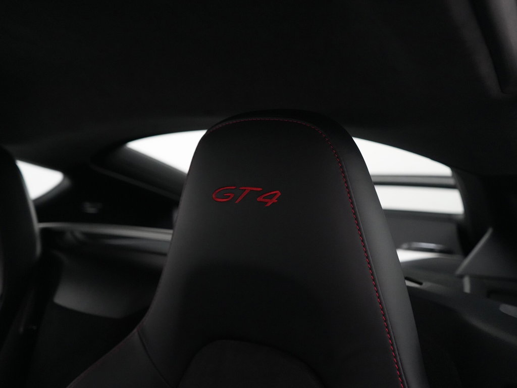 Porsche 981 Cayman GT4