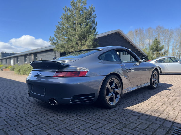 Porsche 996 Turbo