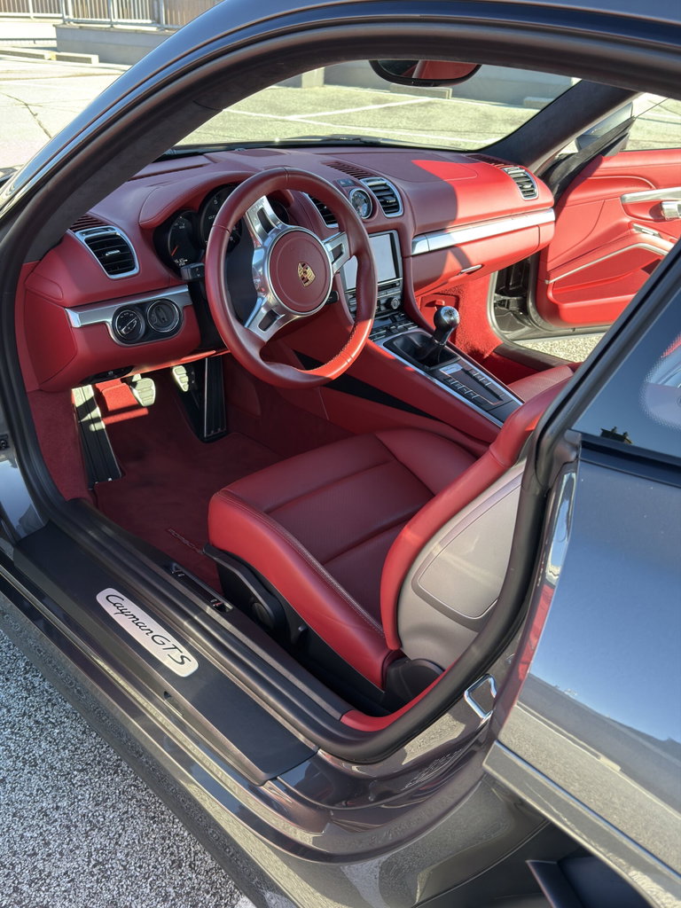 Porsche 981 Cayman GTS