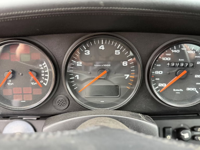 Porsche 964 Carrera 4