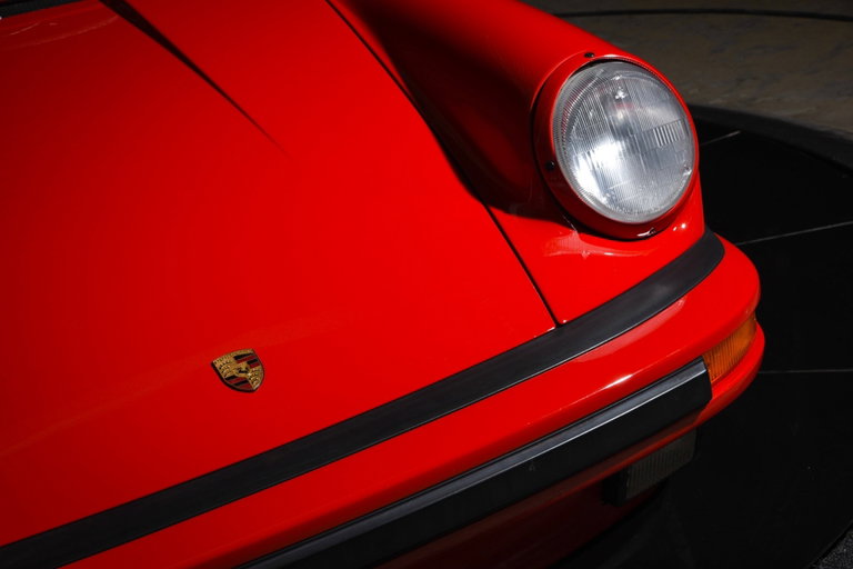 Porsche 911 Carrera 3.2 WTL