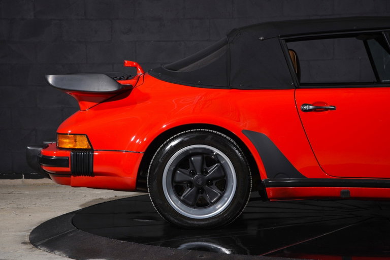 Porsche 911 Carrera 3.2 WTL