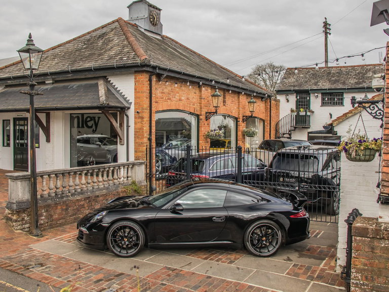 Porsche 991 Carrera Black Edition