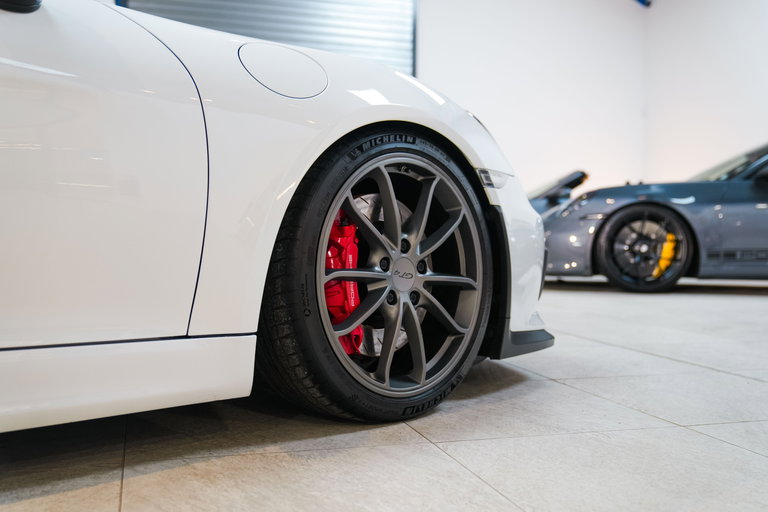 Porsche 981 Cayman GT4