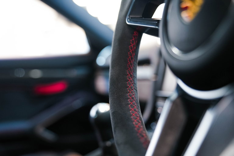 Porsche 981 Cayman GT4