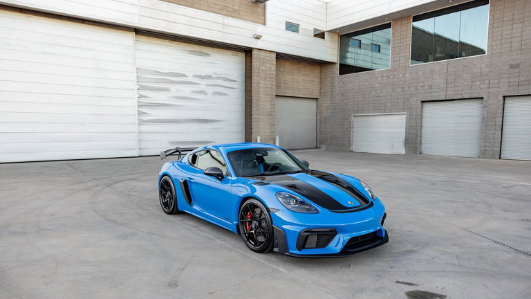 Porsche 718 Cayman GT4 RS