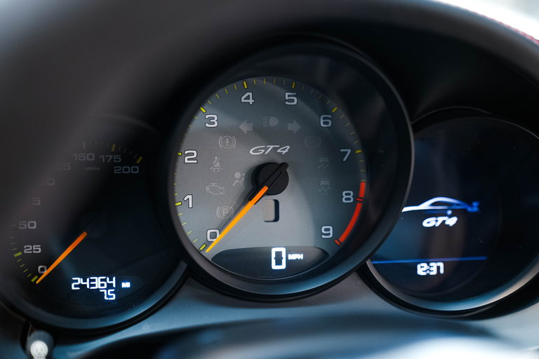 Porsche 981 Cayman GT4