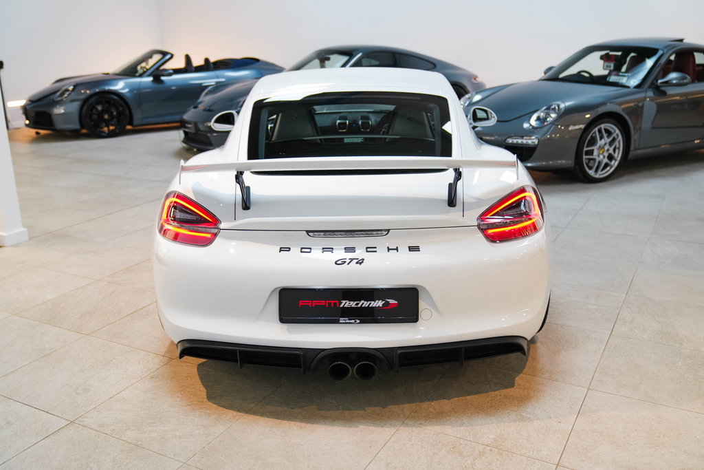 Porsche 981 Cayman GT4