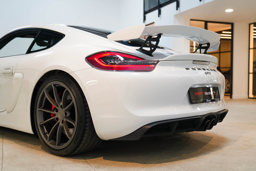Porsche 981 Cayman GT4