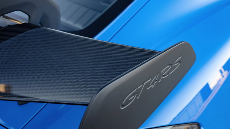 Porsche 718 Cayman GT4 RS