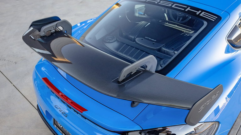 Porsche 718 Cayman GT4 RS