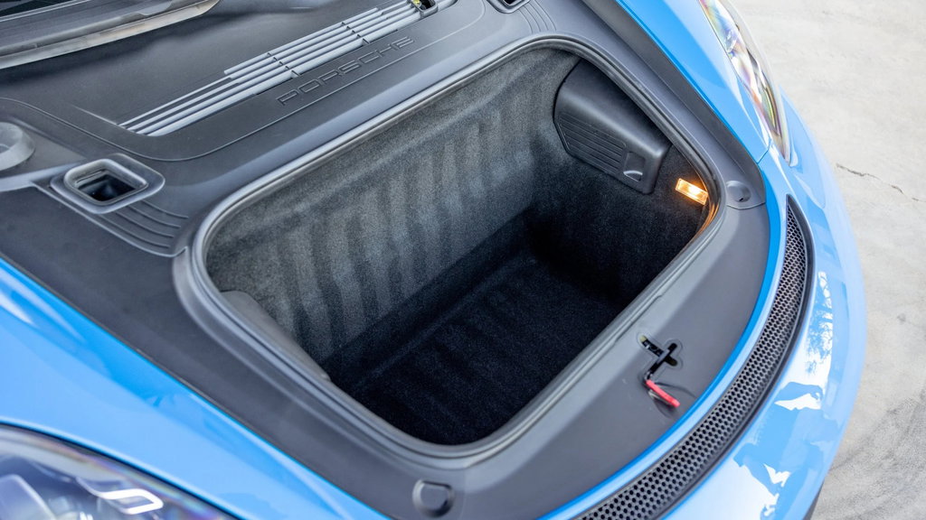 Porsche 718 Cayman GT4 RS