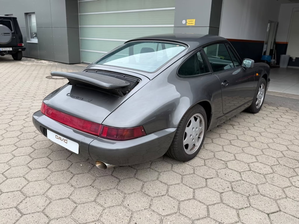 Porsche 964 Carrera 4