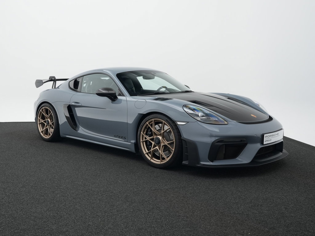 Porsche 718 Cayman GT4 RS