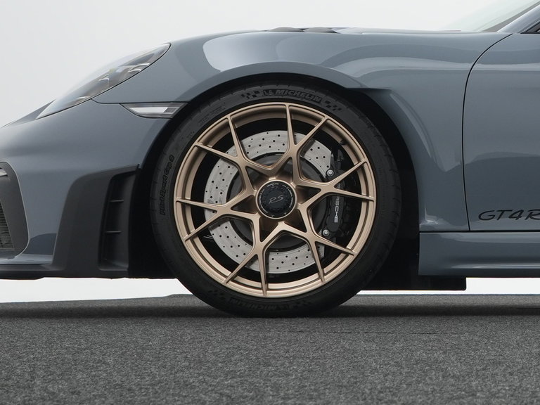 Porsche 718 Cayman GT4 RS