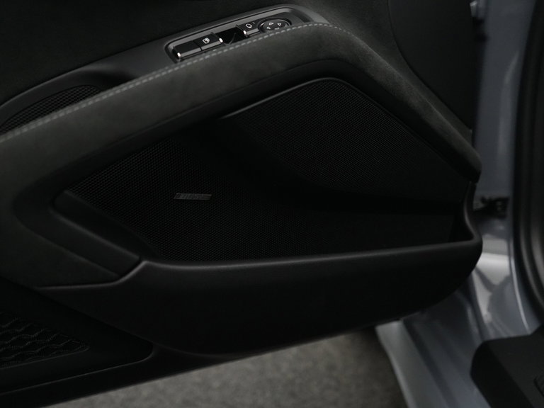 Porsche 718 Cayman GT4 RS