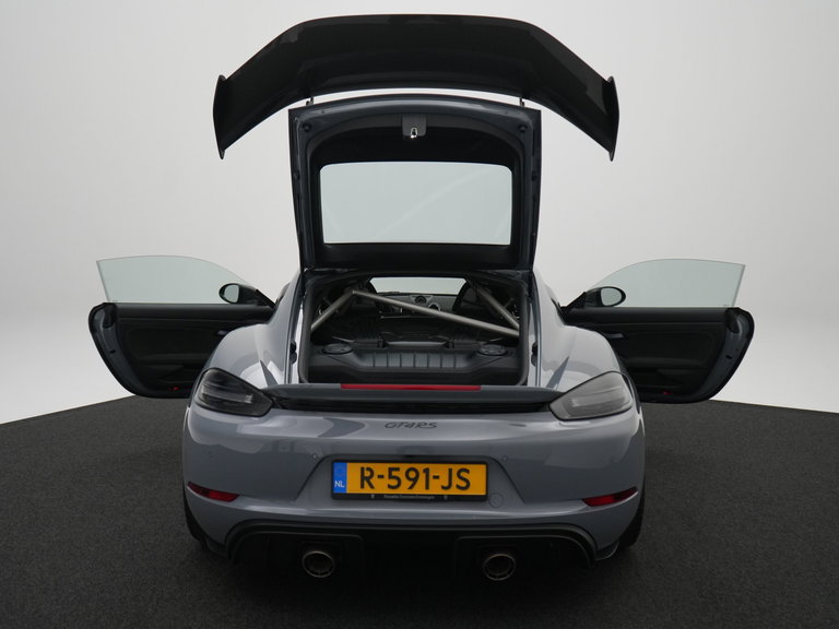 Porsche 718 Cayman GT4 RS