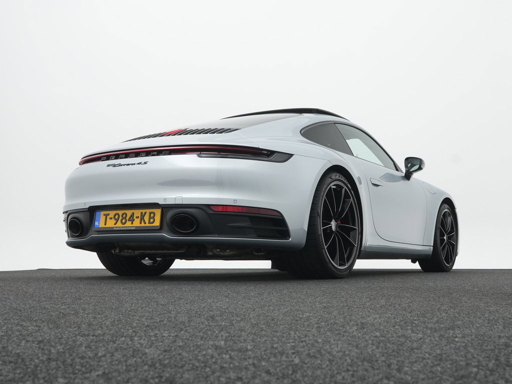 Porsche 992 Carrera 4S